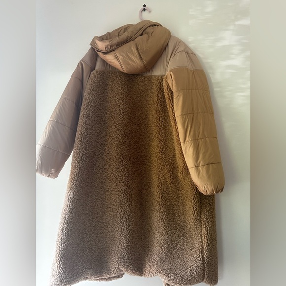 Avec Les Files Sherpa Puffer Jacket - Picture 2 of 3